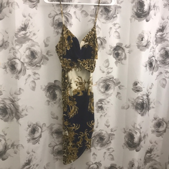 Versace style print a line dress with eyelet - Picture 1 of 3